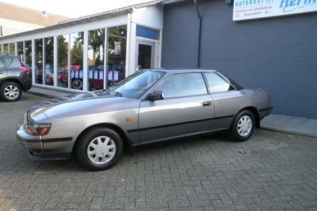 Toyota Celica (1986) thumbnail 2