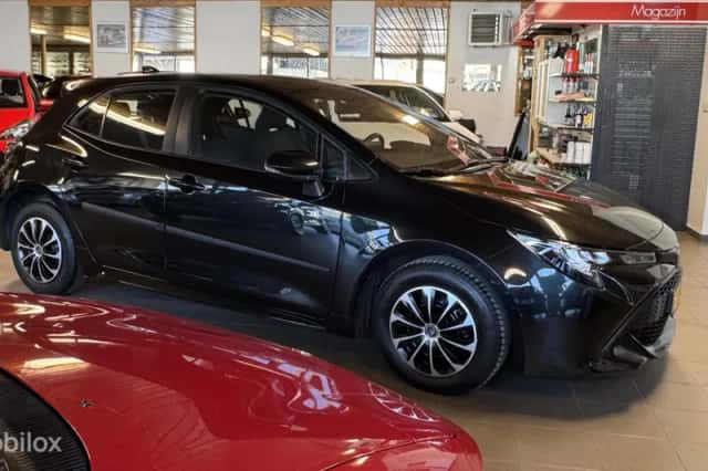 Toyota Corolla (2022) thumbnail 4