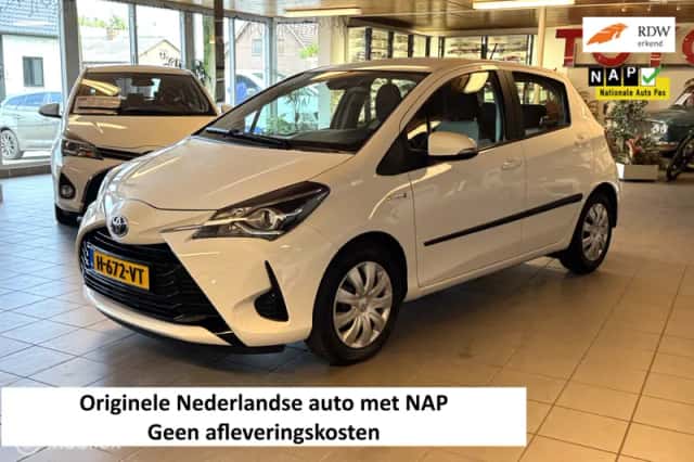 Toyota Yaris (2020) thumbnail 1