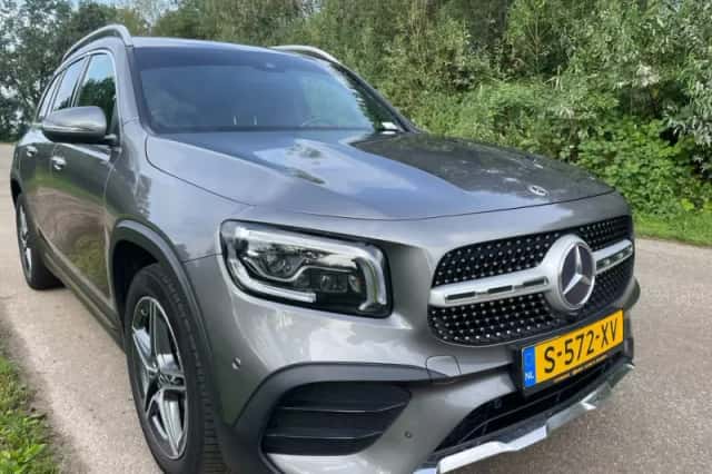 Mercedes-Benz GLB-Klasse (2021) thumbnail 2