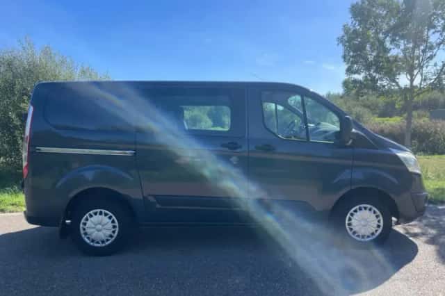 Ford Transit Custom (2012) thumbnail 3