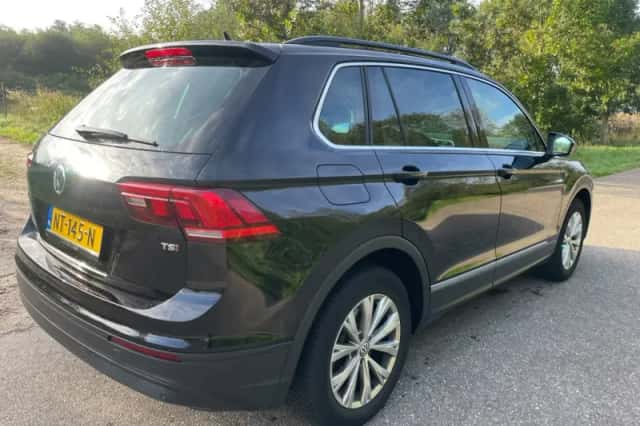 Volkswagen Tiguan (2017) thumbnail 4