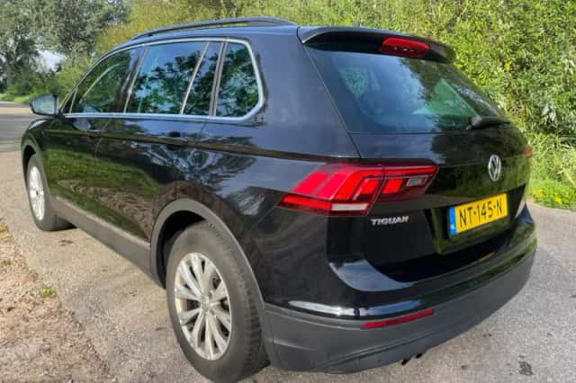 Volkswagen Tiguan (2017) thumbnail 5