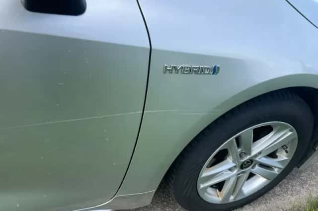 Toyota Corolla (2021) thumbnail 3