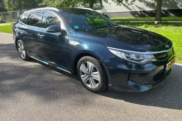 Kia Optima (2018) thumbnail 2