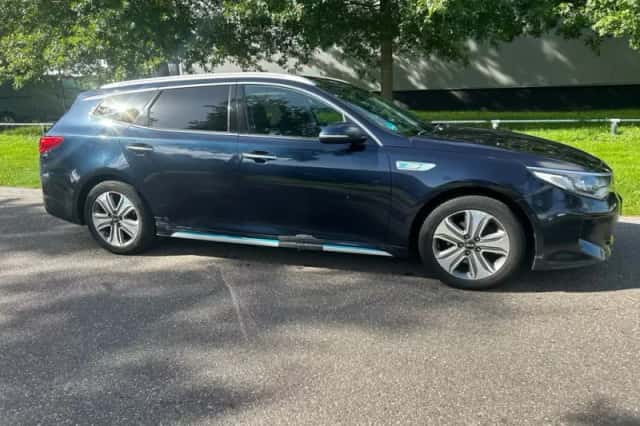 Kia Optima (2018) thumbnail 3