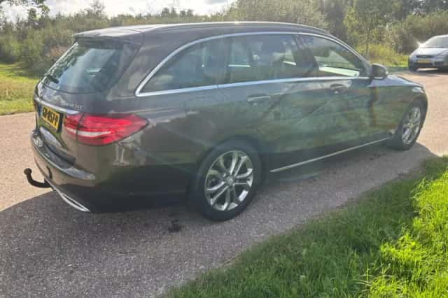 Mercedes-Benz C-Klasse (2015) thumbnail 5