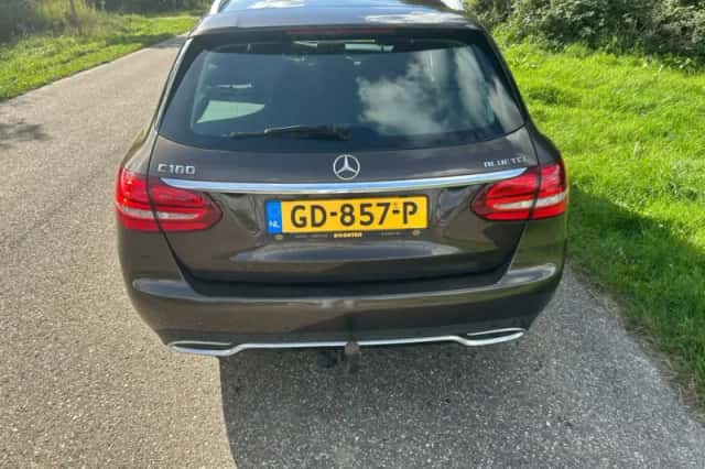 Mercedes-Benz C-Klasse (2015) thumbnail 6