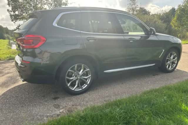 BMW X3 (2018) thumbnail 4