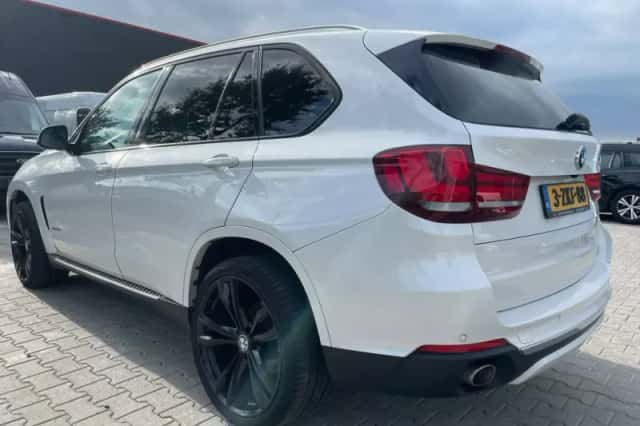 BMW X5 (2013) thumbnail 4