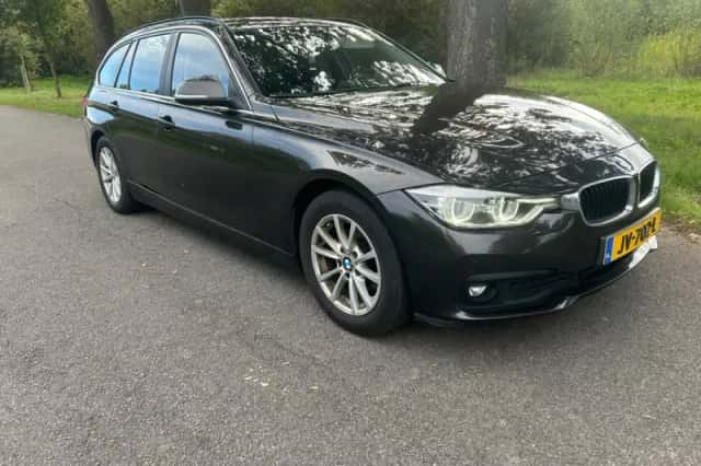 BMW 3-Serie (2016) thumbnail 3