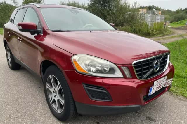 Volvo XC60 (2011) thumbnail 1