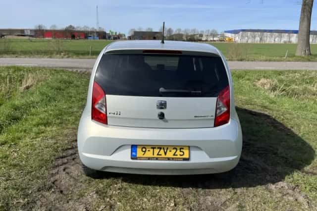 SEAT Mii (2014) thumbnail 5