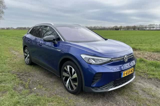 Volkswagen ID.4 (2020) thumbnail 3