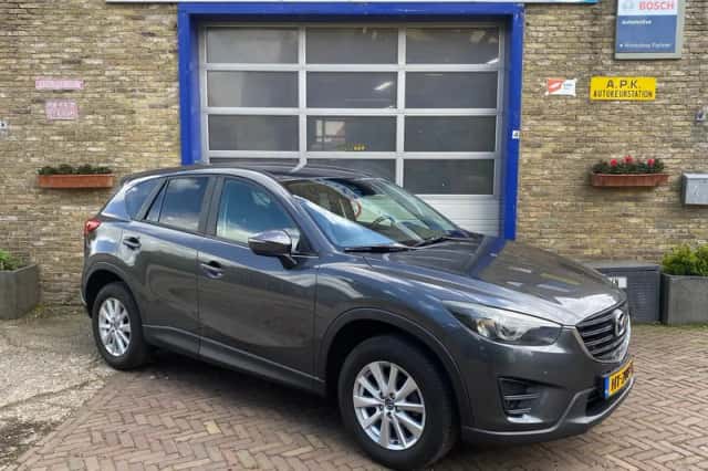 Mazda CX-5 (2016) thumbnail 3