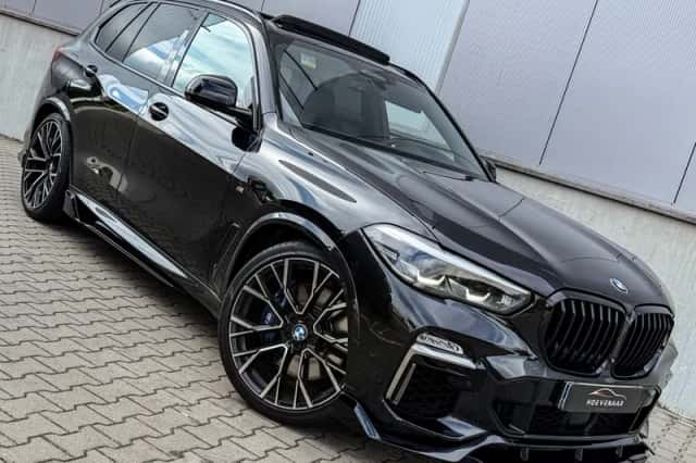 BMW X5 (2019) thumbnail 1