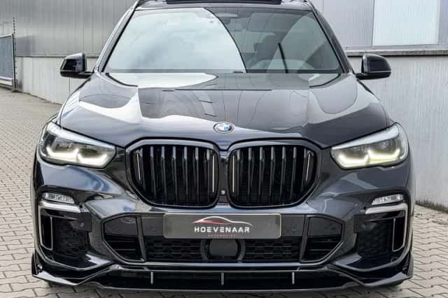 BMW X5 (2019) thumbnail 2