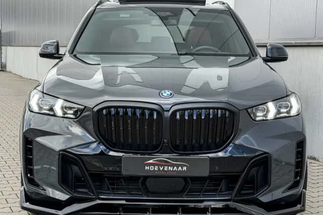 BMW X5 (2023) thumbnail 2