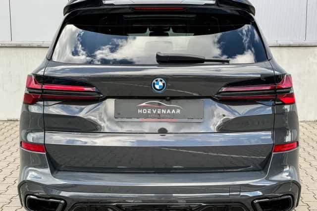 BMW X5 (2023) thumbnail 5