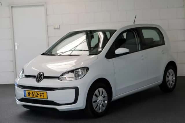 Volkswagen Up! (2021) thumbnail 2