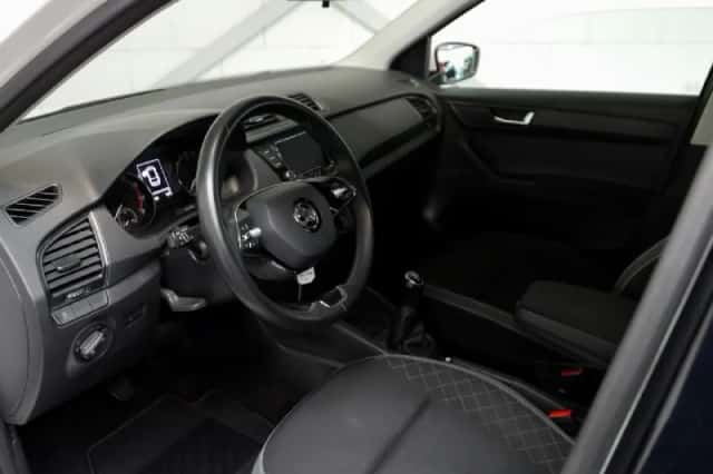 Škoda Fabia (2021) thumbnail 4