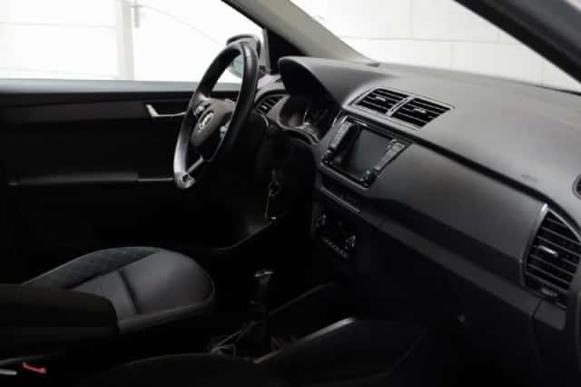 Škoda Fabia (2021) thumbnail 4