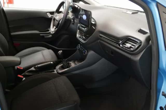 Ford Fiesta (2022) thumbnail 4