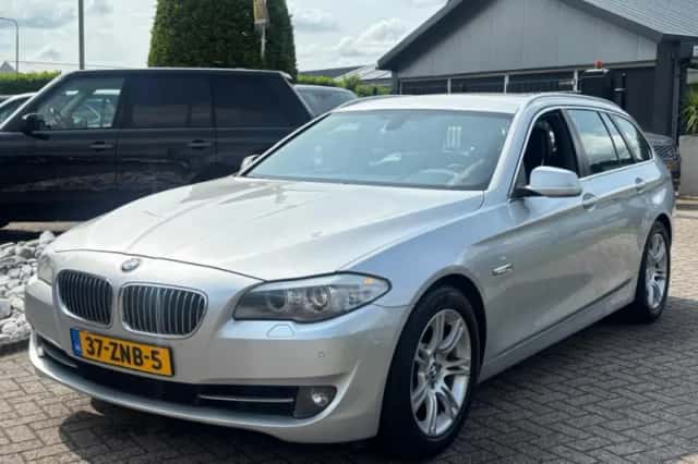 BMW 5-Serie (2013) thumbnail 1