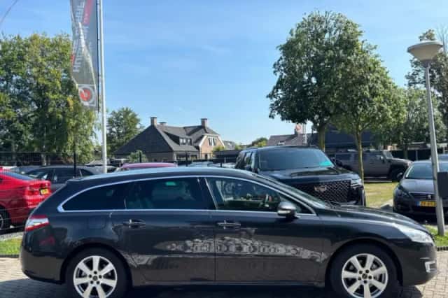 Peugeot 508 (2013) thumbnail 4