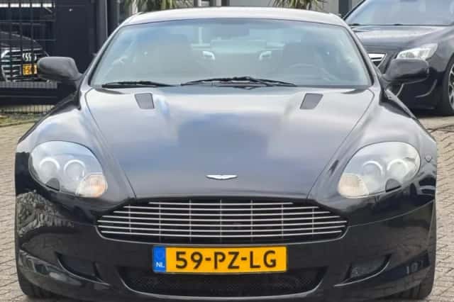 Aston Martin DB9 (2005) thumbnail 2