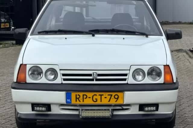Lada Samara (1997) thumbnail 3