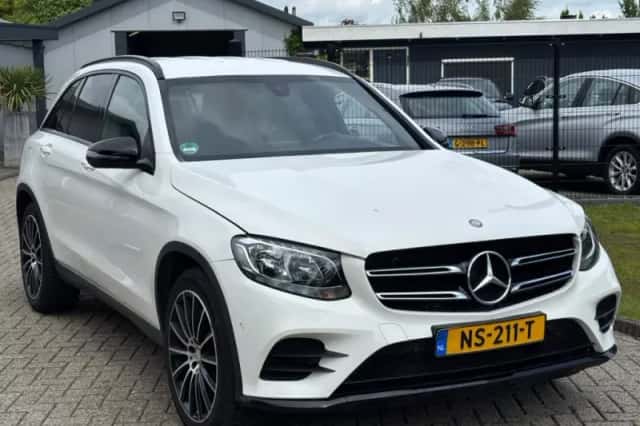 Mercedes-Benz GLC-Klasse (2015) thumbnail 3