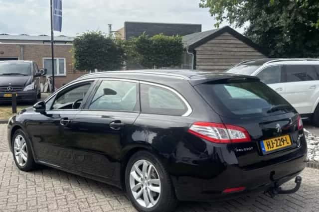 Peugeot 508 (2012) thumbnail 6