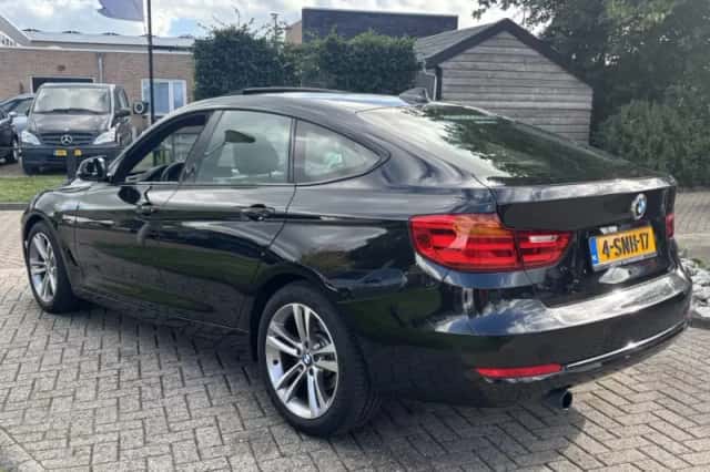 BMW 3-Serie (2013) thumbnail 6