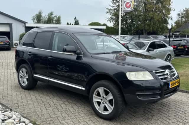 Volkswagen Touareg (2004) thumbnail 3