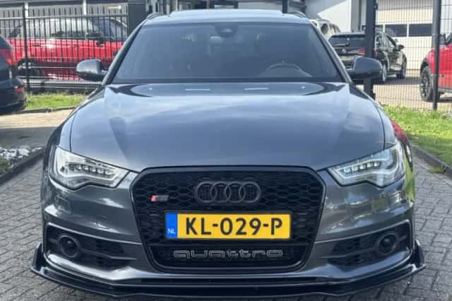 Audi A6 (2013) thumbnail 2
