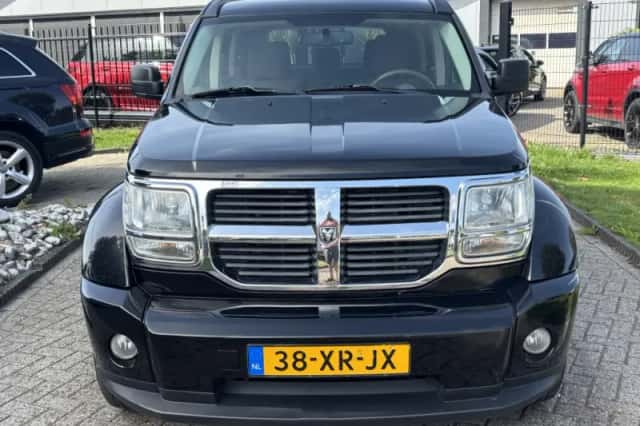 Dodge Nitro (2007) thumbnail 2