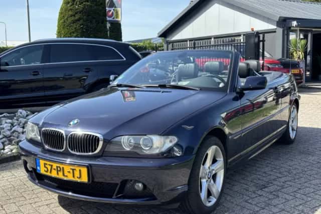 BMW 3-Serie (2004) thumbnail 1