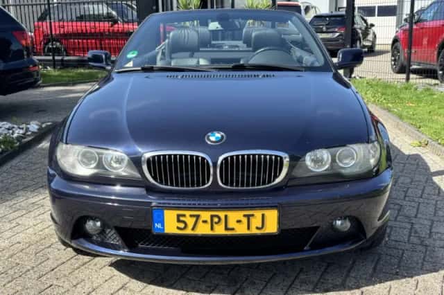 BMW 3-Serie (2004) thumbnail 2