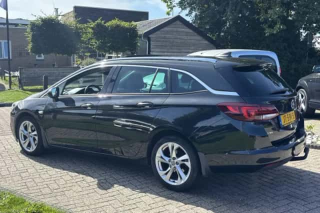 Opel Astra (2016) thumbnail 5