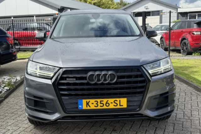 Audi Q7 (2016) thumbnail 2