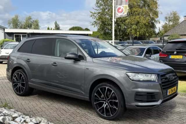 Audi Q7 (2016) thumbnail 4