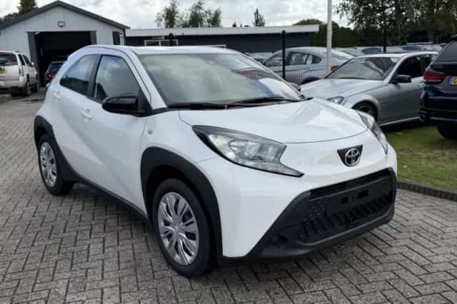 Toyota Aygo X (2025) thumbnail 3
