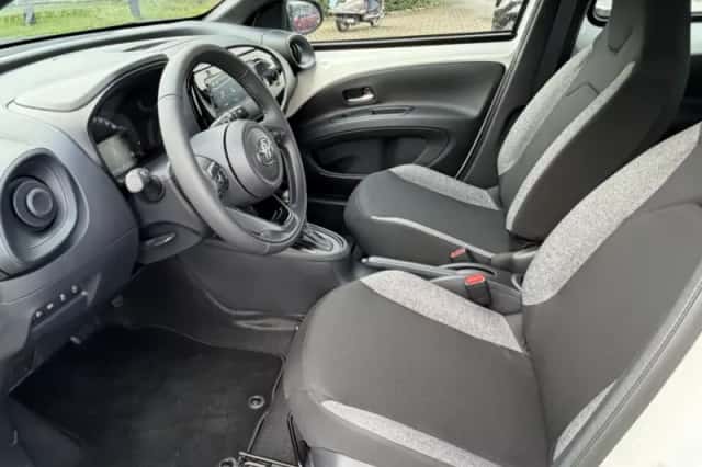 Toyota Aygo X (2025) thumbnail 6