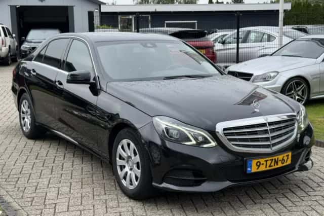 Mercedes-Benz E-Klasse (2014) thumbnail 3