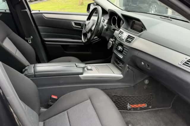 Mercedes-Benz E-Klasse (2014) thumbnail 5