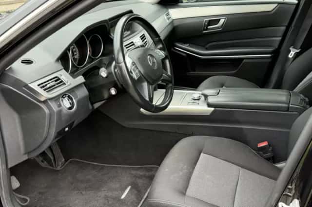 Mercedes-Benz E-Klasse (2014) thumbnail 6