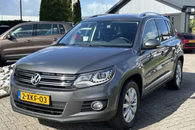 Volkswagen Tiguan (2013) thumbnail 1
