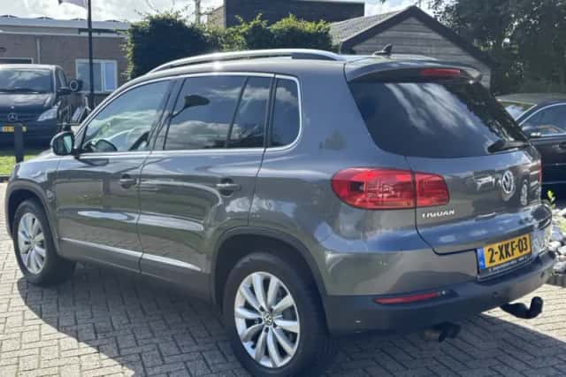 Volkswagen Tiguan (2013) thumbnail 5