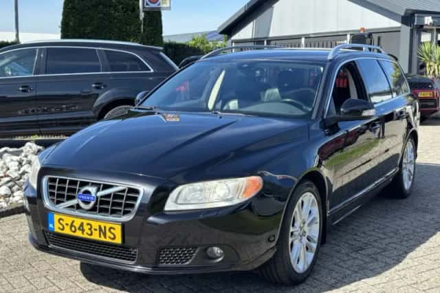 Volvo V70 (2008) thumbnail 1